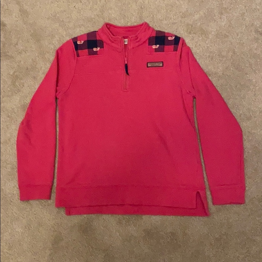 Super cute pink vineyard vines quarter zip.